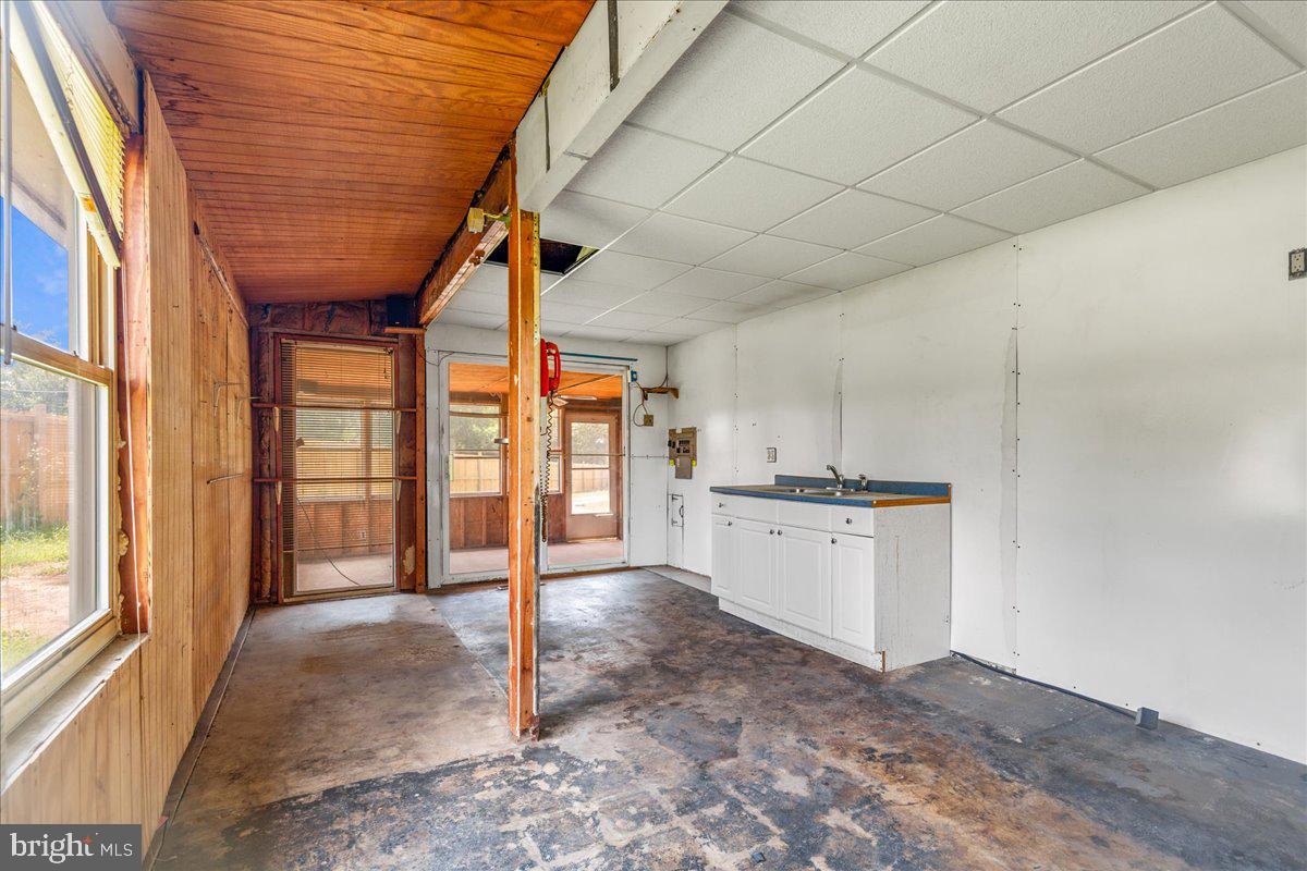 BELMONT - Residential