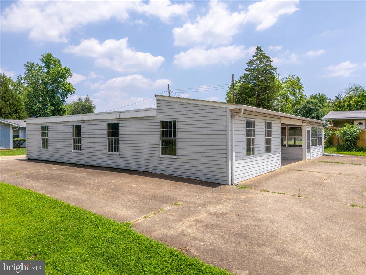 BELMONT - Residential