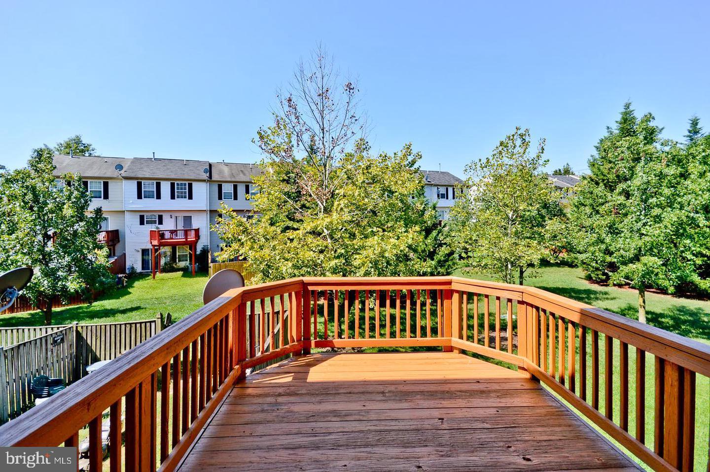 COLONY SQUARE - Residential