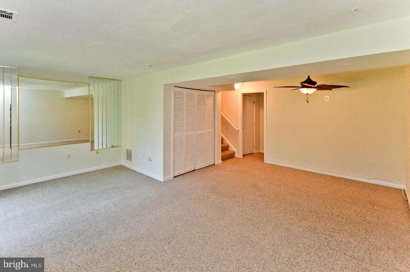 COLONY SQUARE - Residential