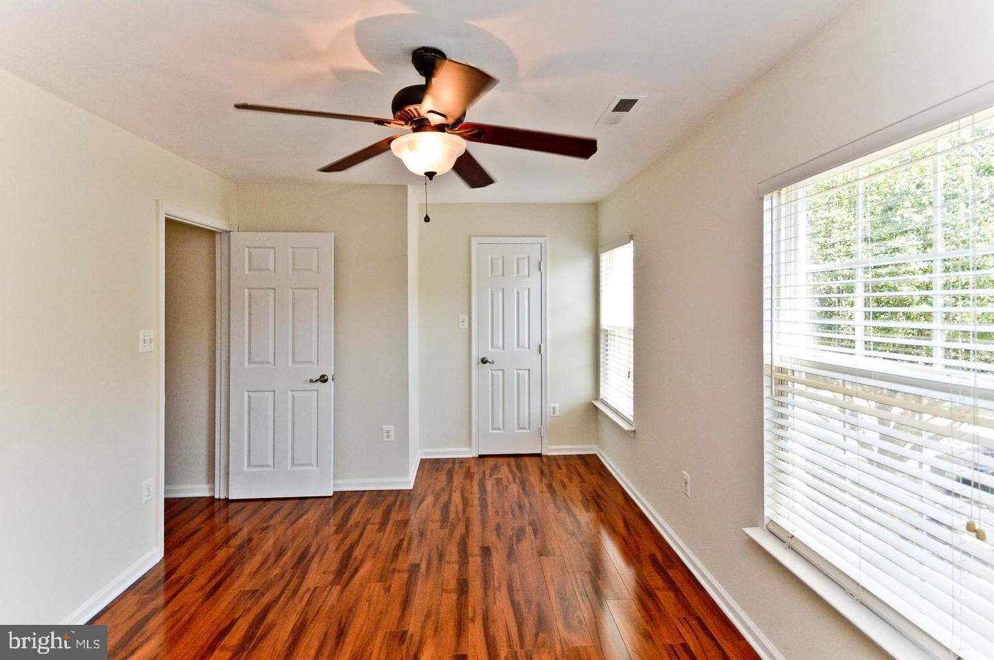 COLONY SQUARE - Residential