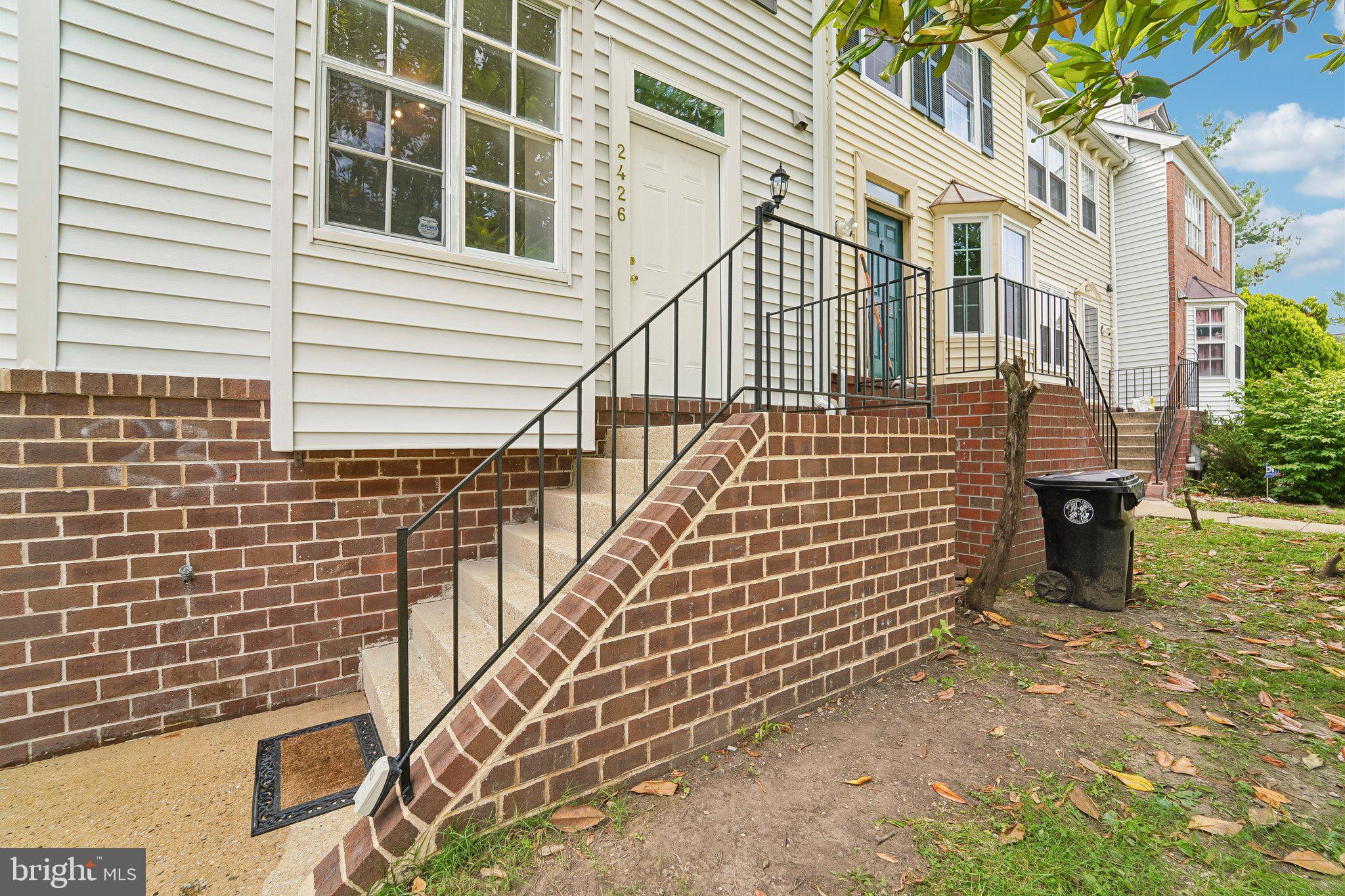 ROCKFIELDS - Residential