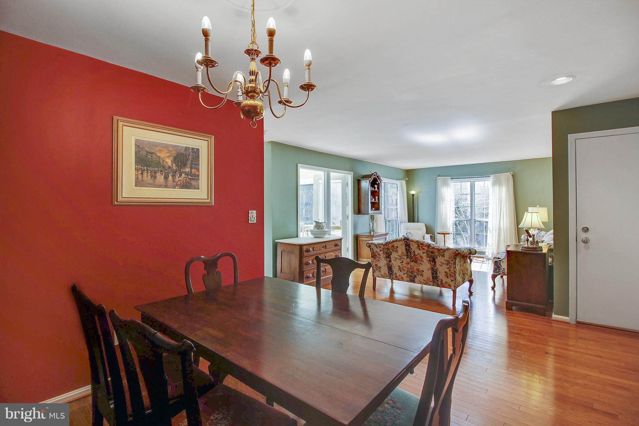 MEADOWGATE - Residential
