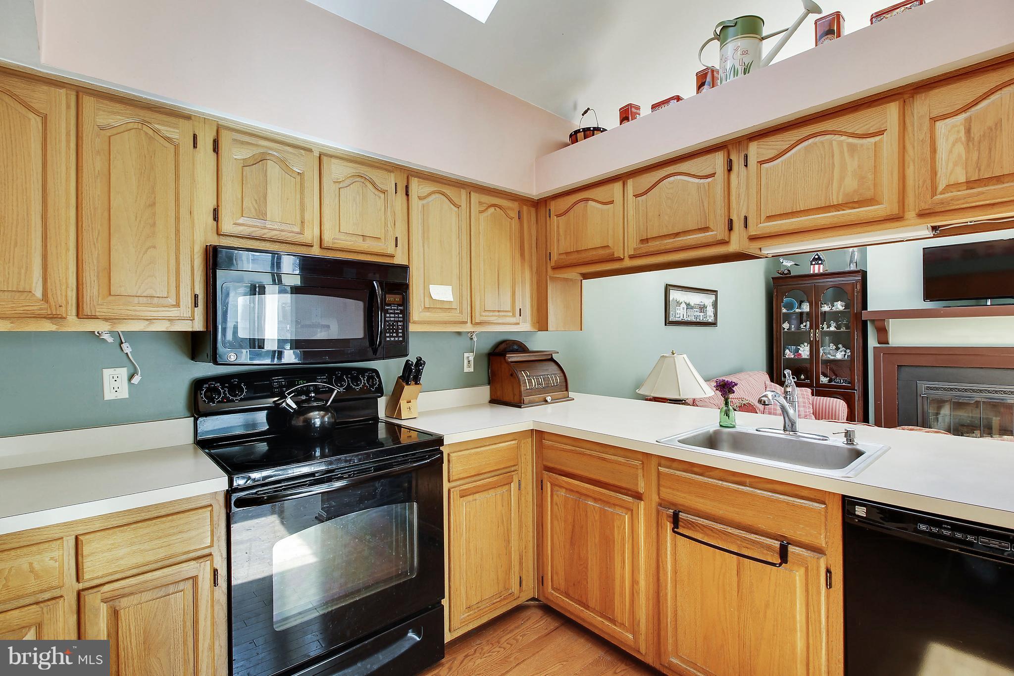 MEADOWGATE - Residential