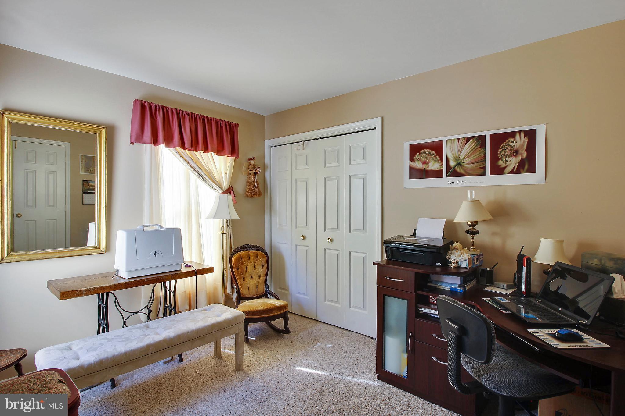 MEADOWGATE - Residential