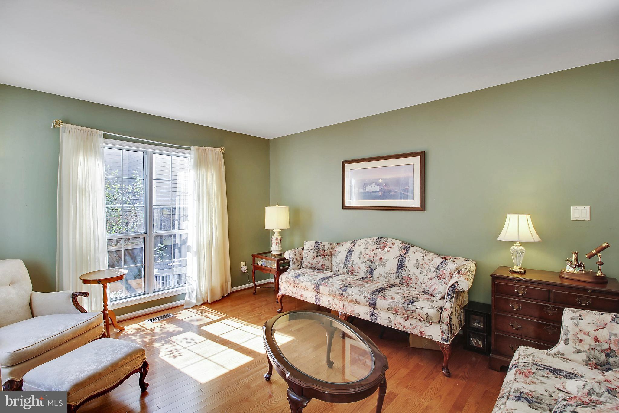 MEADOWGATE - Residential