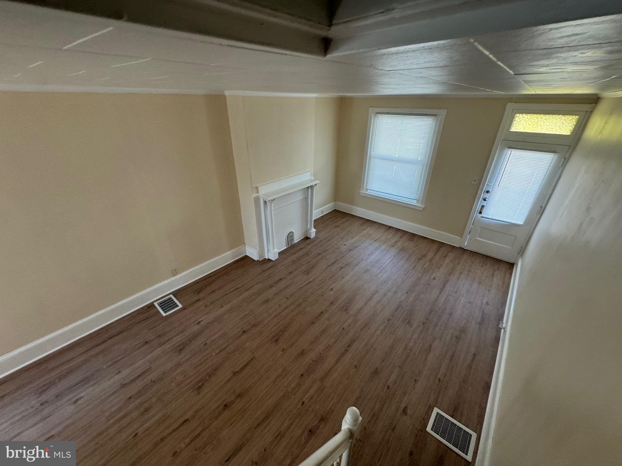 FRANKFORD - Residential