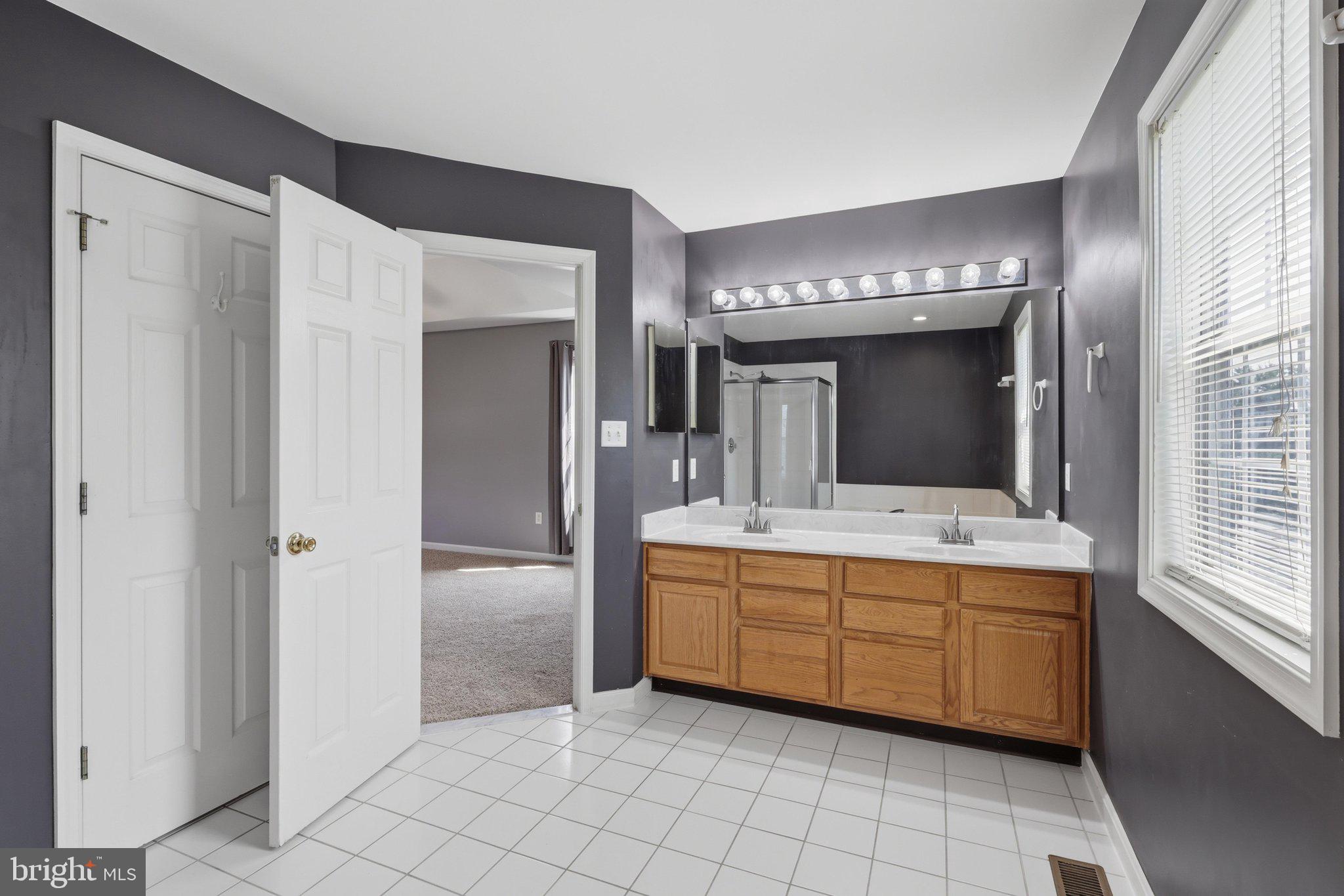 FAIRWAY MEADOWS - Residential