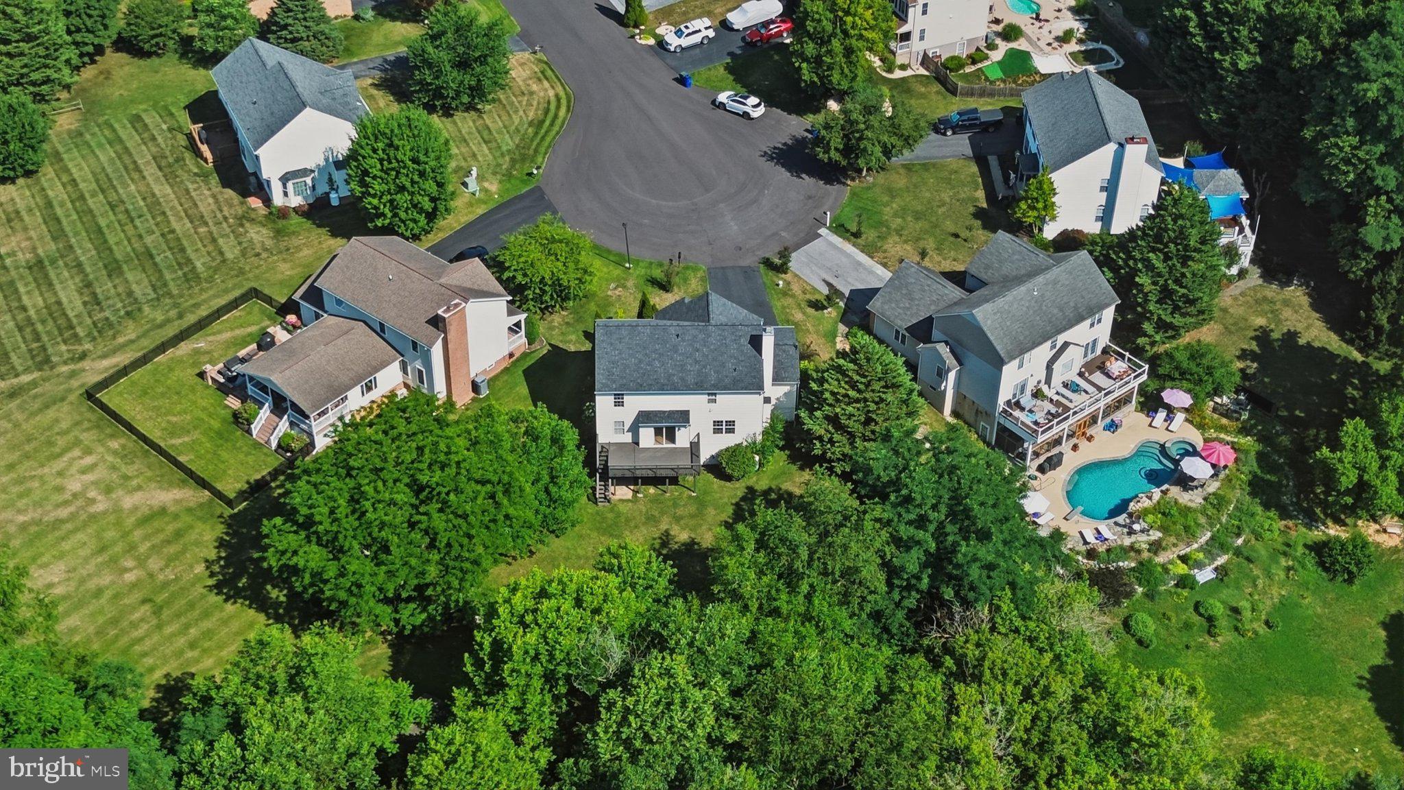 FAIRWAY MEADOWS - Residential