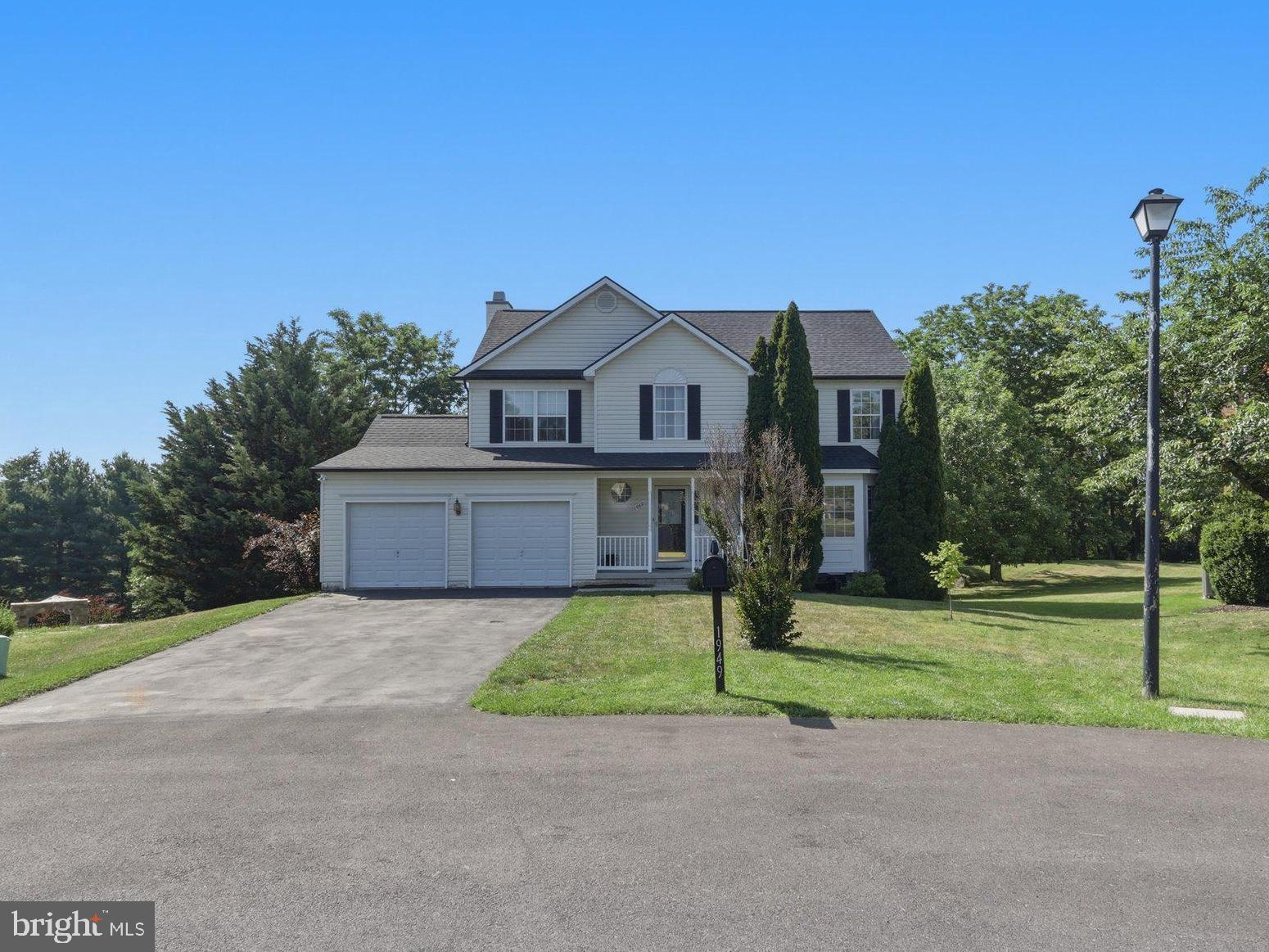 FAIRWAY MEADOWS - Residential