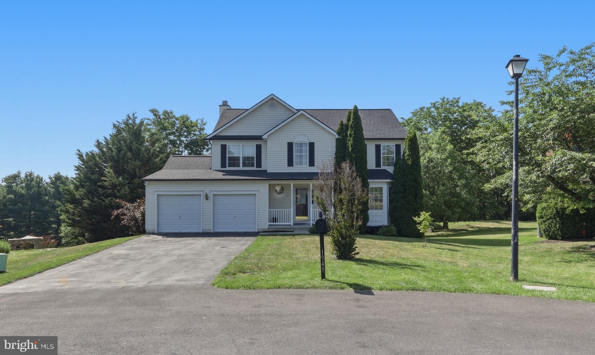 FAIRWAY MEADOWS - Residential