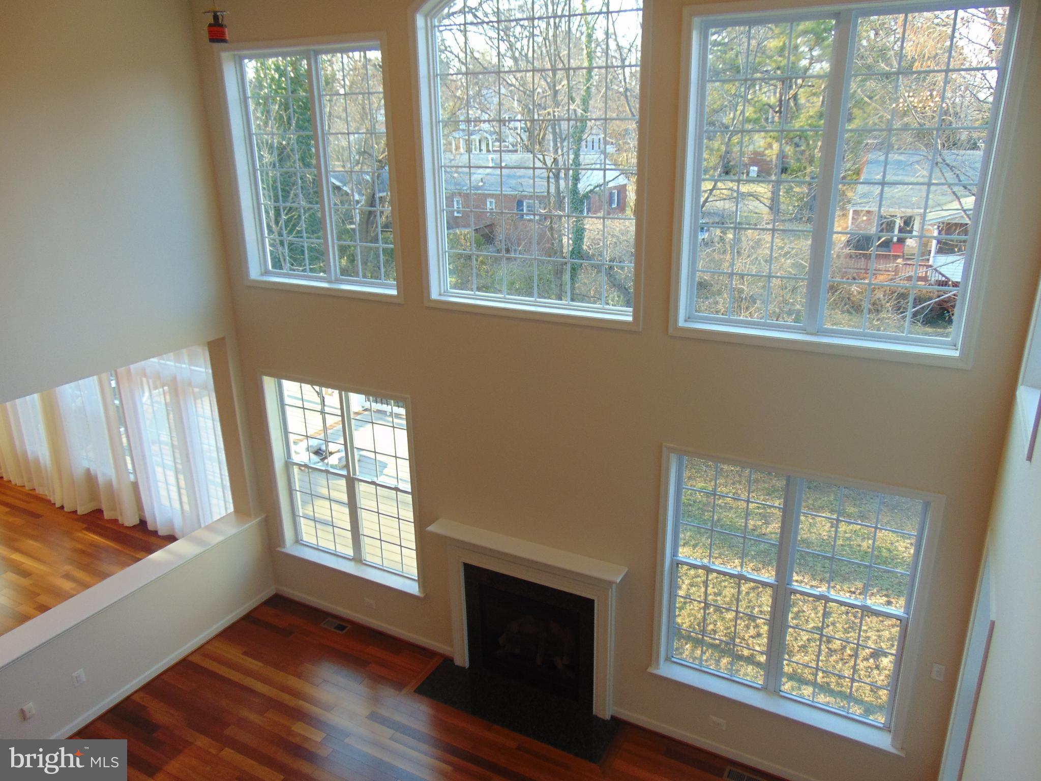 FALLS CHURCH - Residential Lease