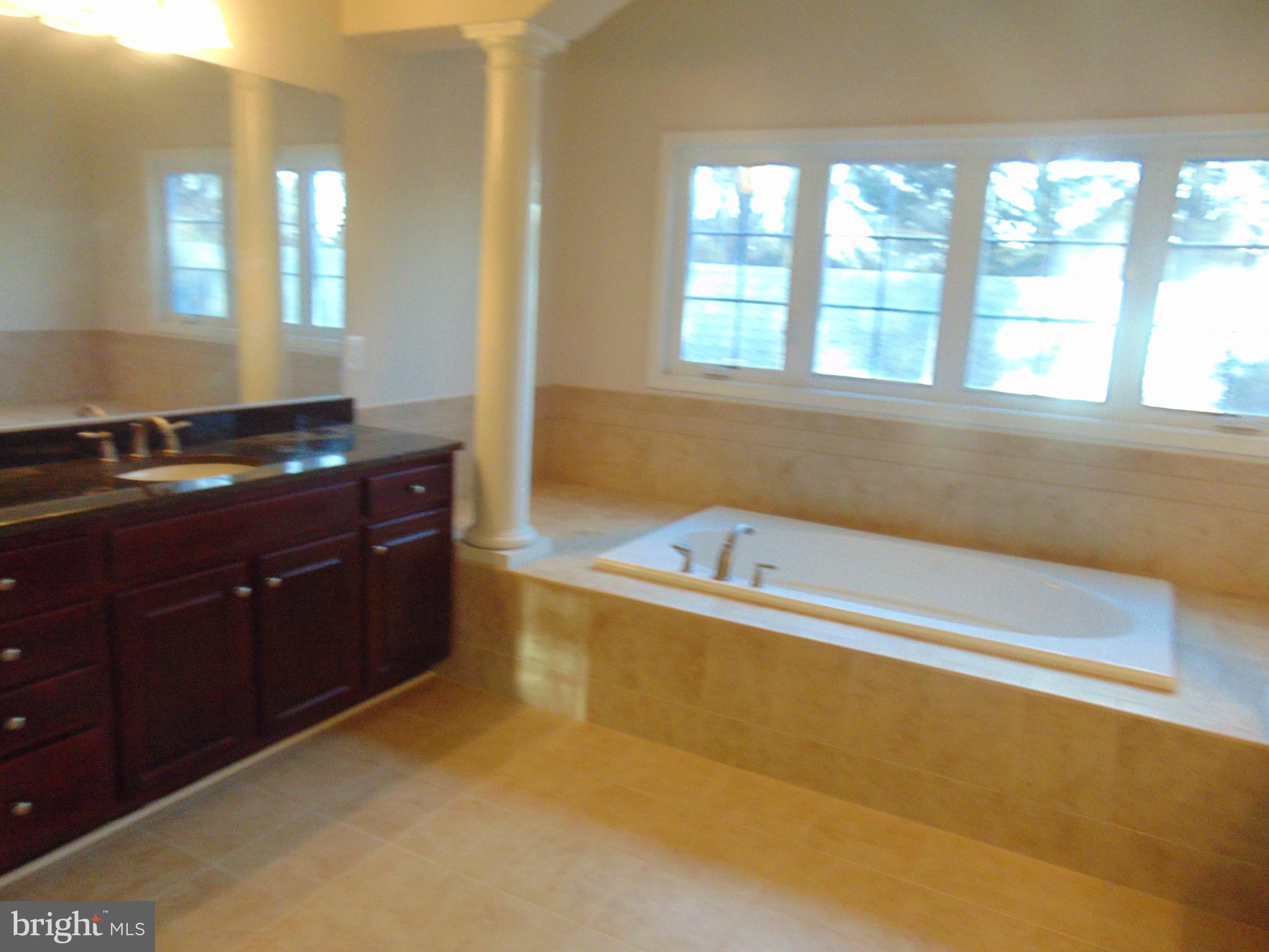 FALLS CHURCH - Residential Lease