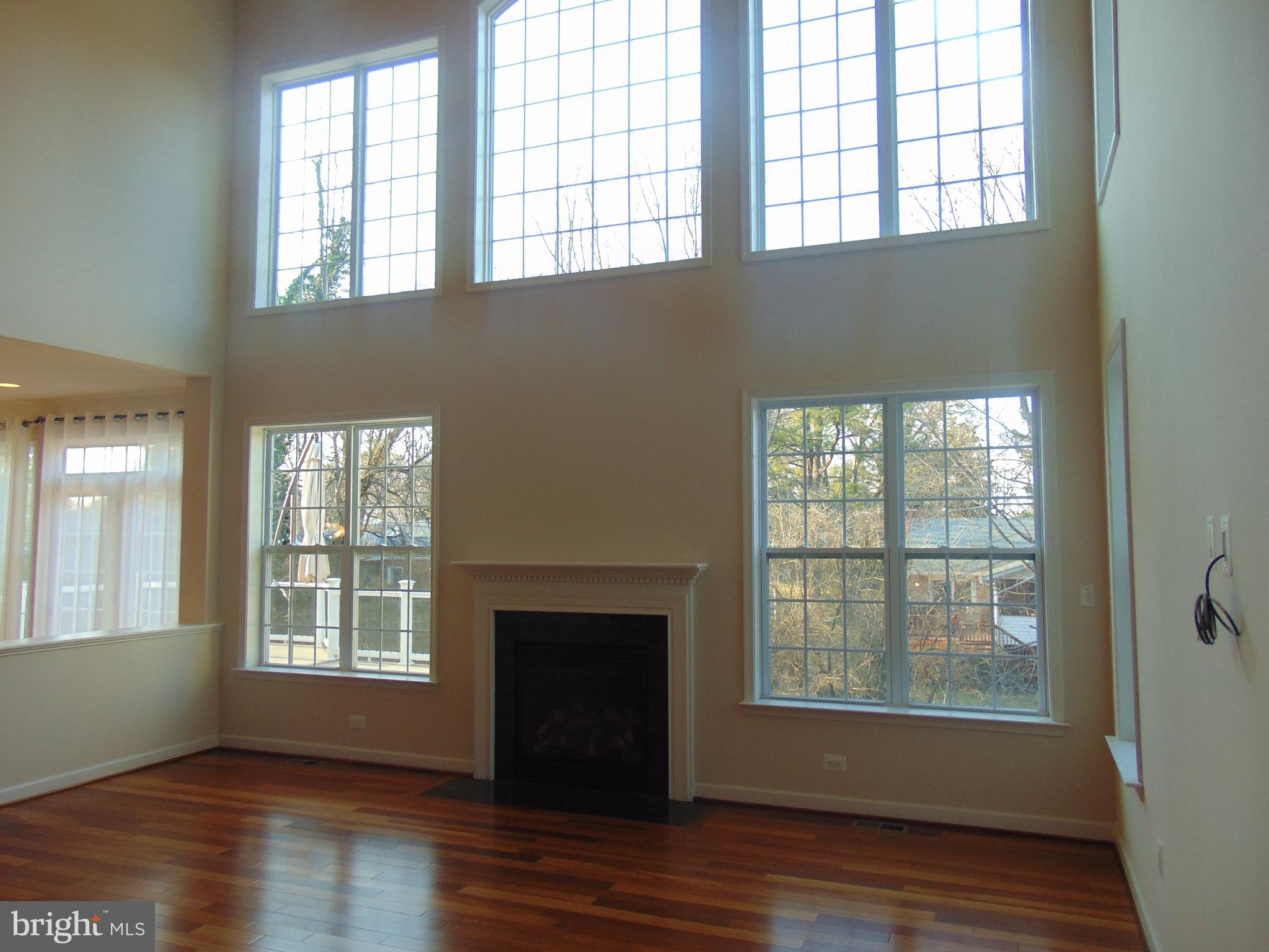 FALLS CHURCH - Residential Lease