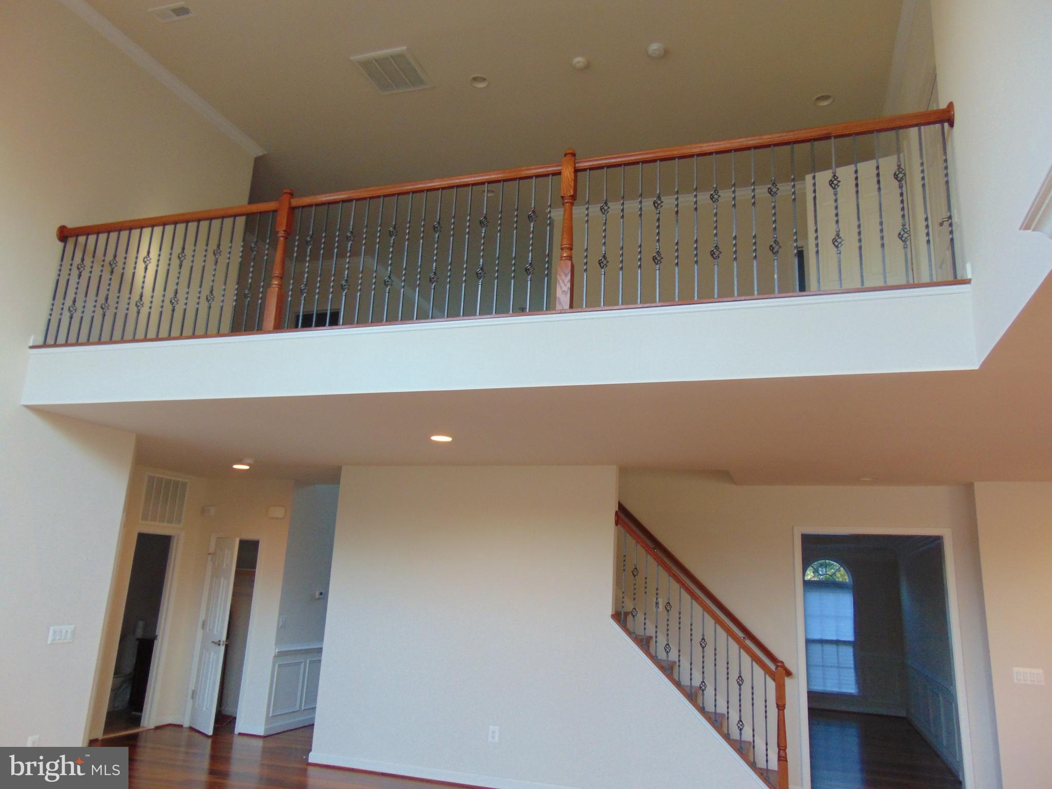 FALLS CHURCH - Residential Lease