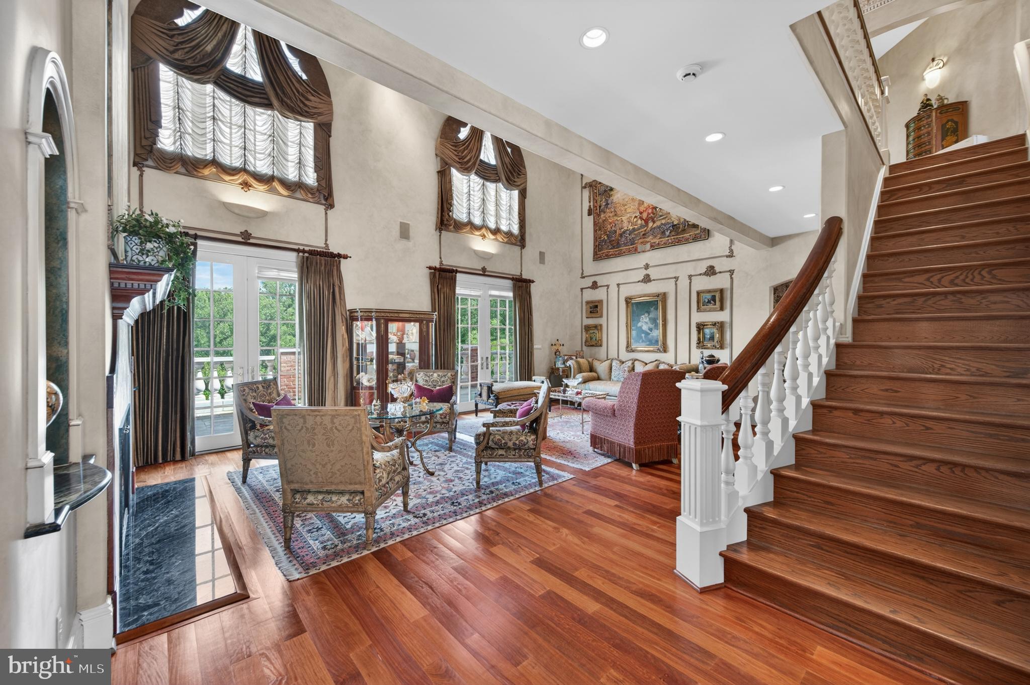 HILLSTEAD - Residential