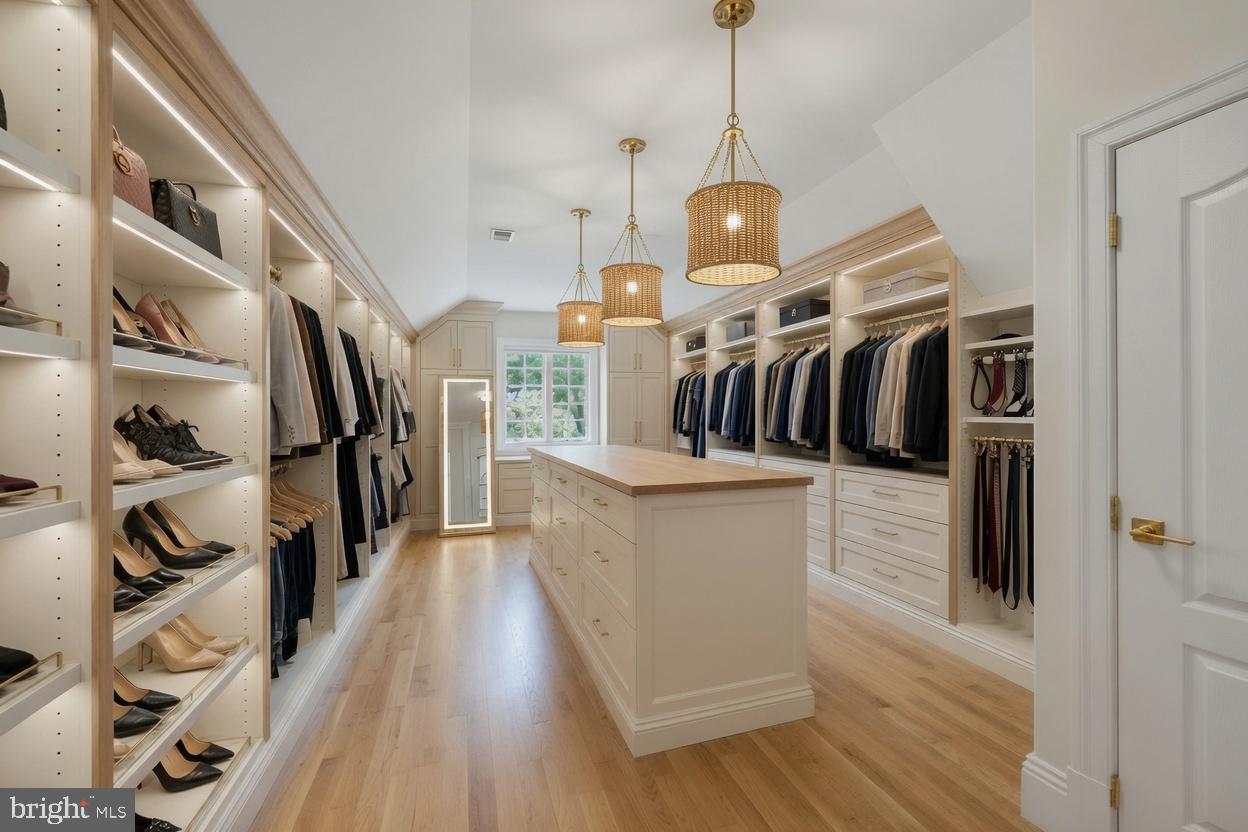 HILLSTEAD - Residential