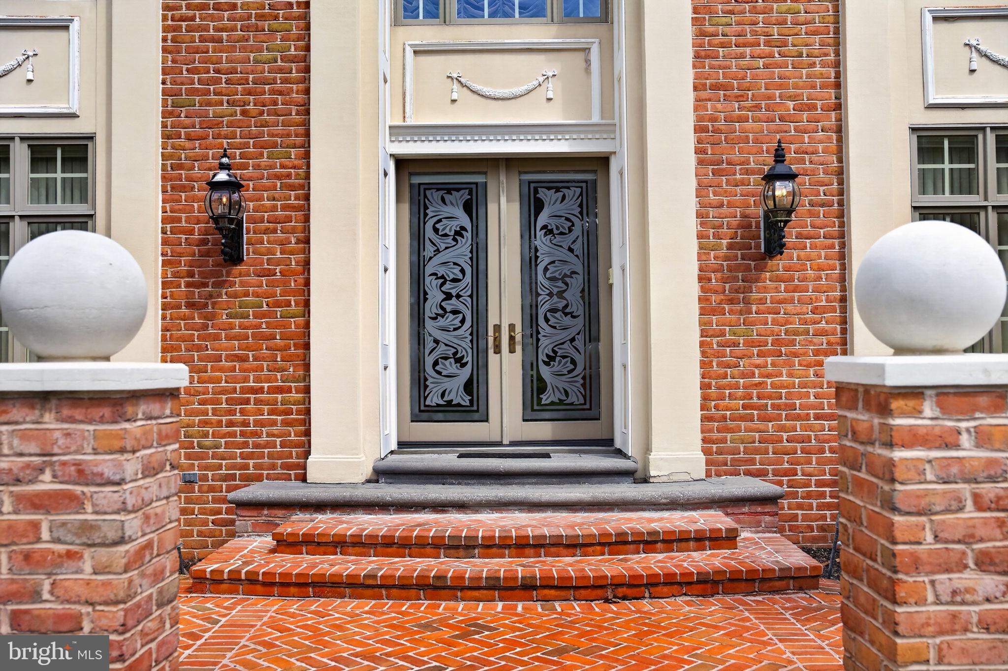 HILLSTEAD - Residential