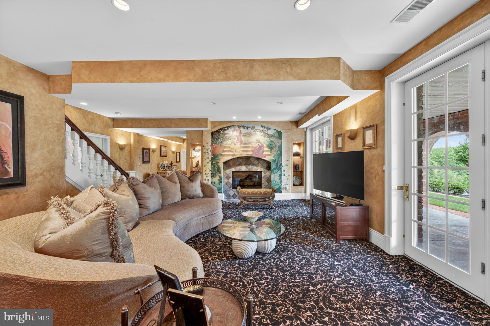 HILLSTEAD - Residential