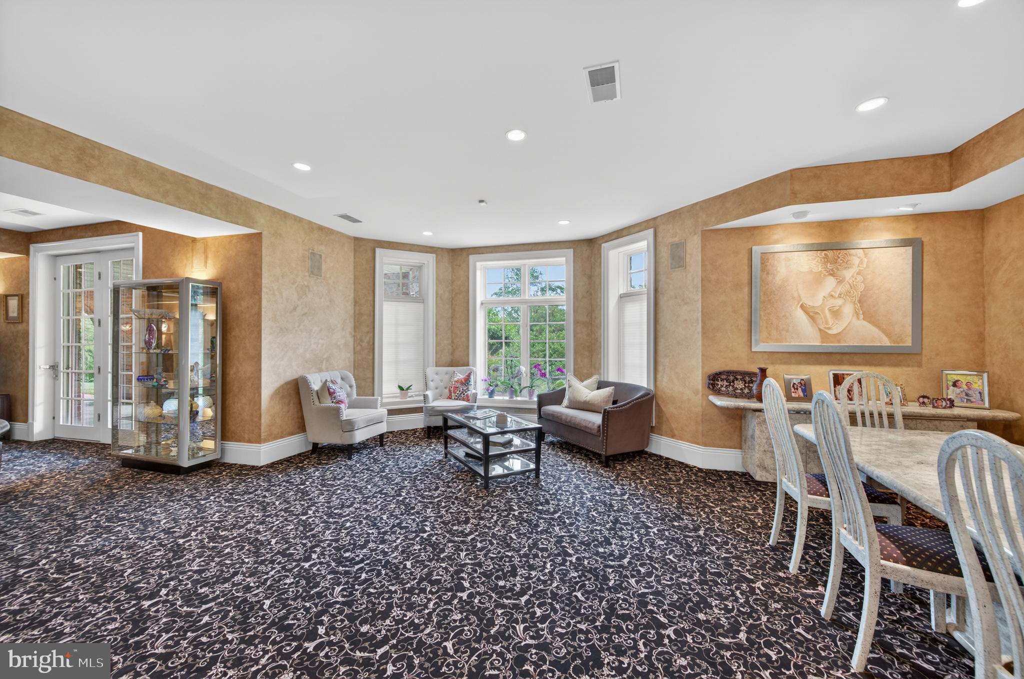 HILLSTEAD - Residential