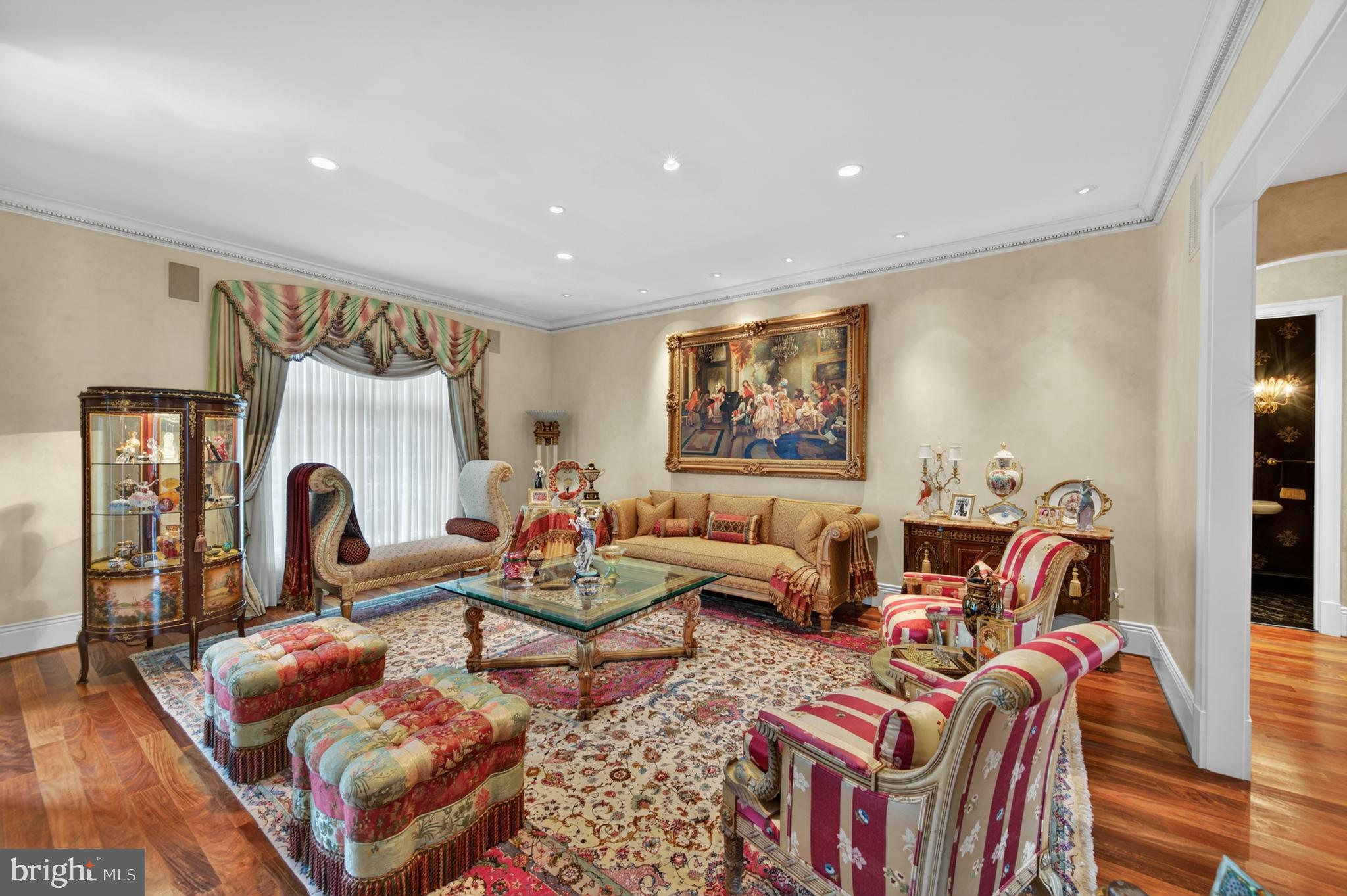 HILLSTEAD - Residential