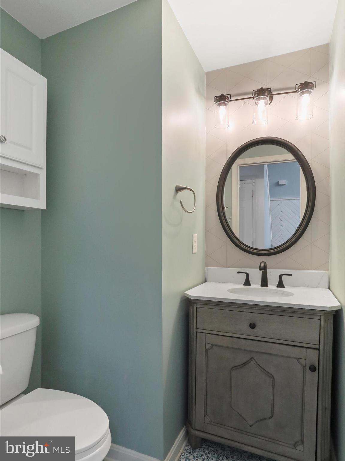 APPLE KNOLLS ESTATES - Residential
