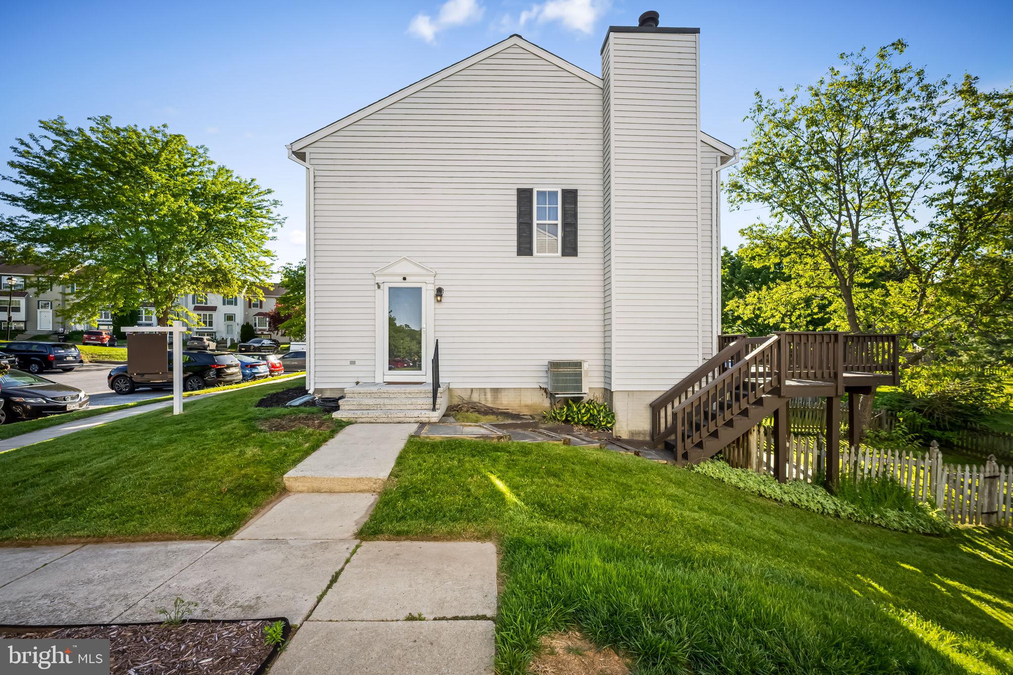 ROBERTS FIELD - Residential