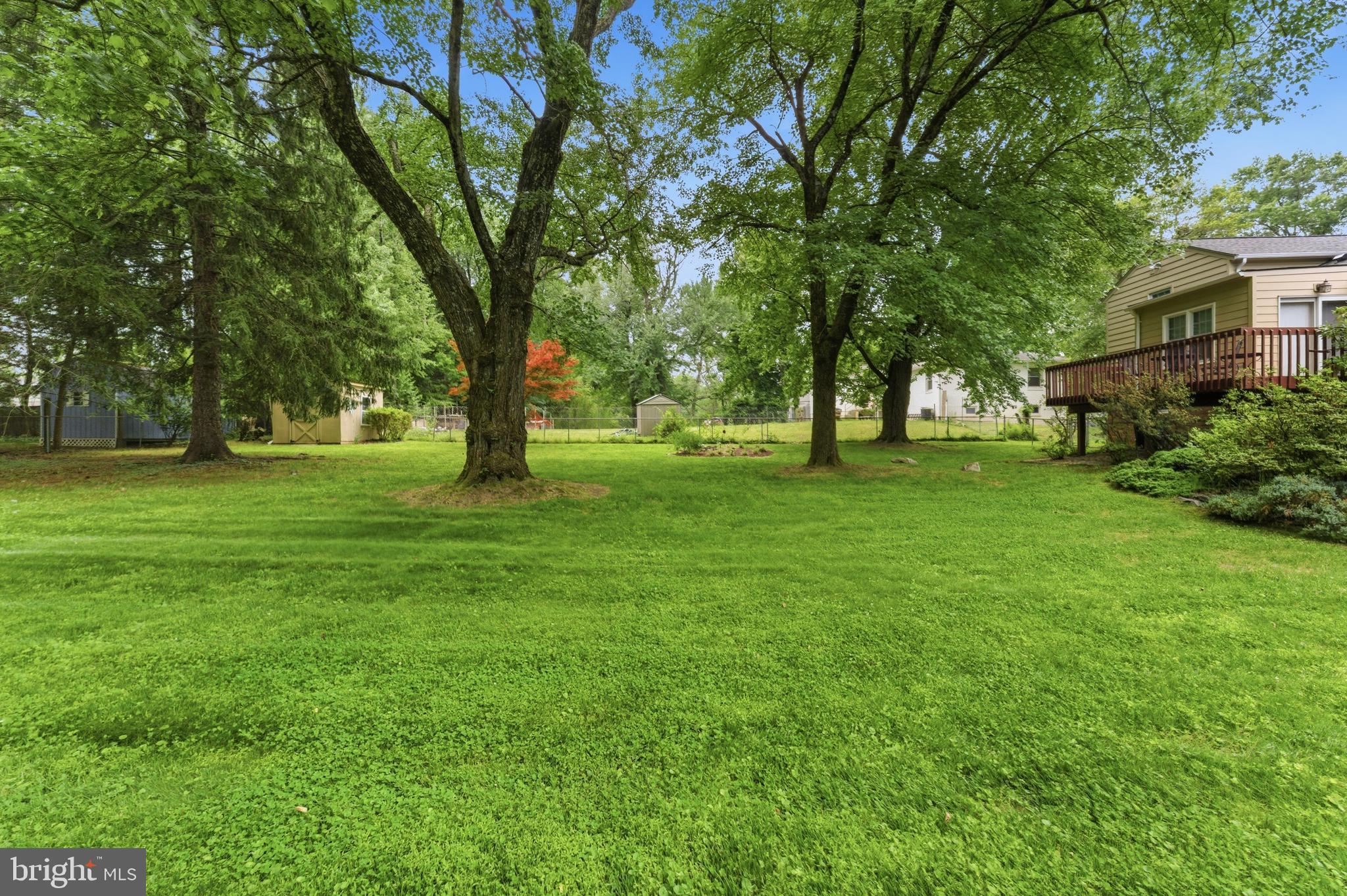 MEADOWOOD - Residential