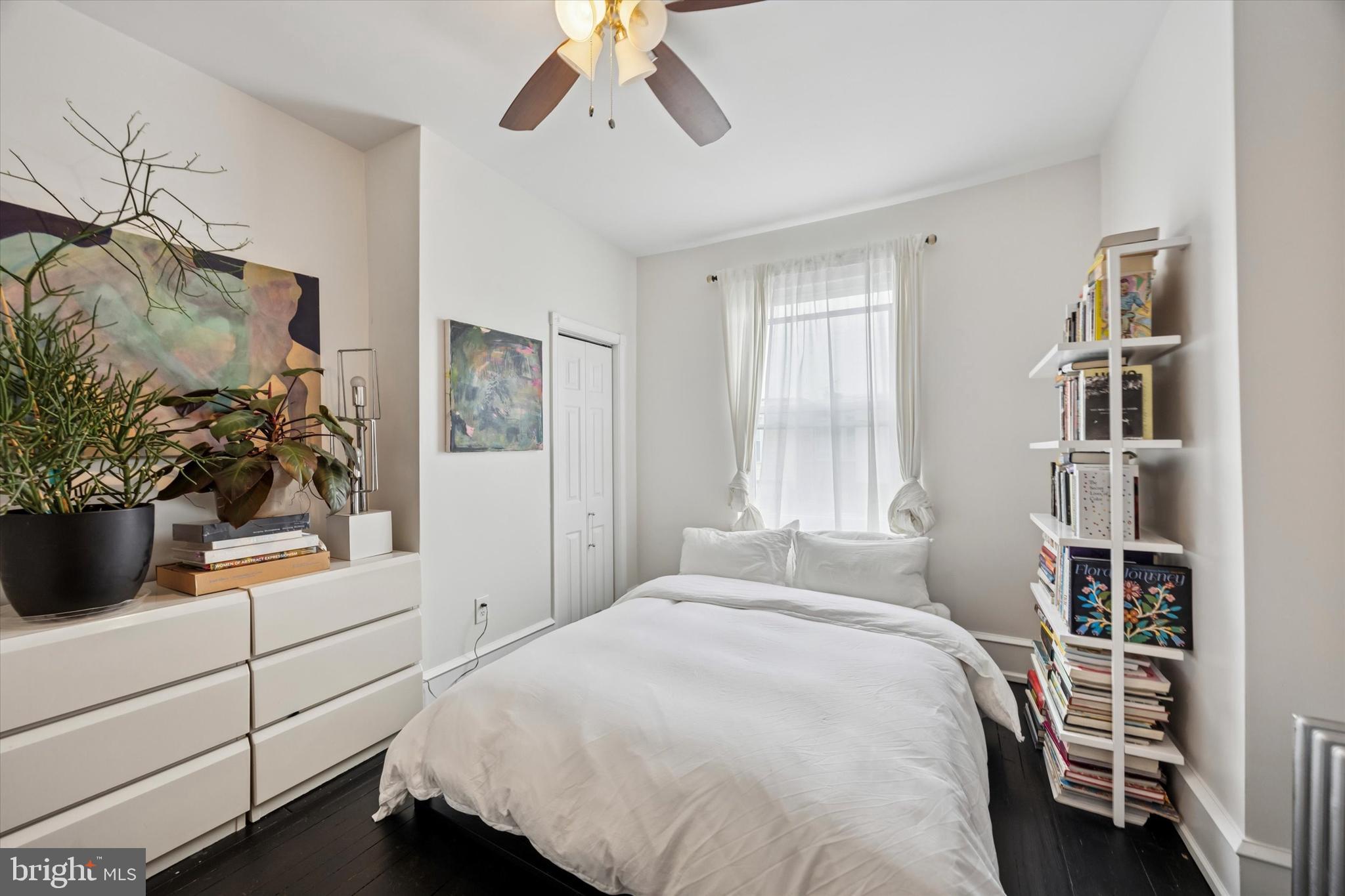 PORT RICHMOND - Residential
