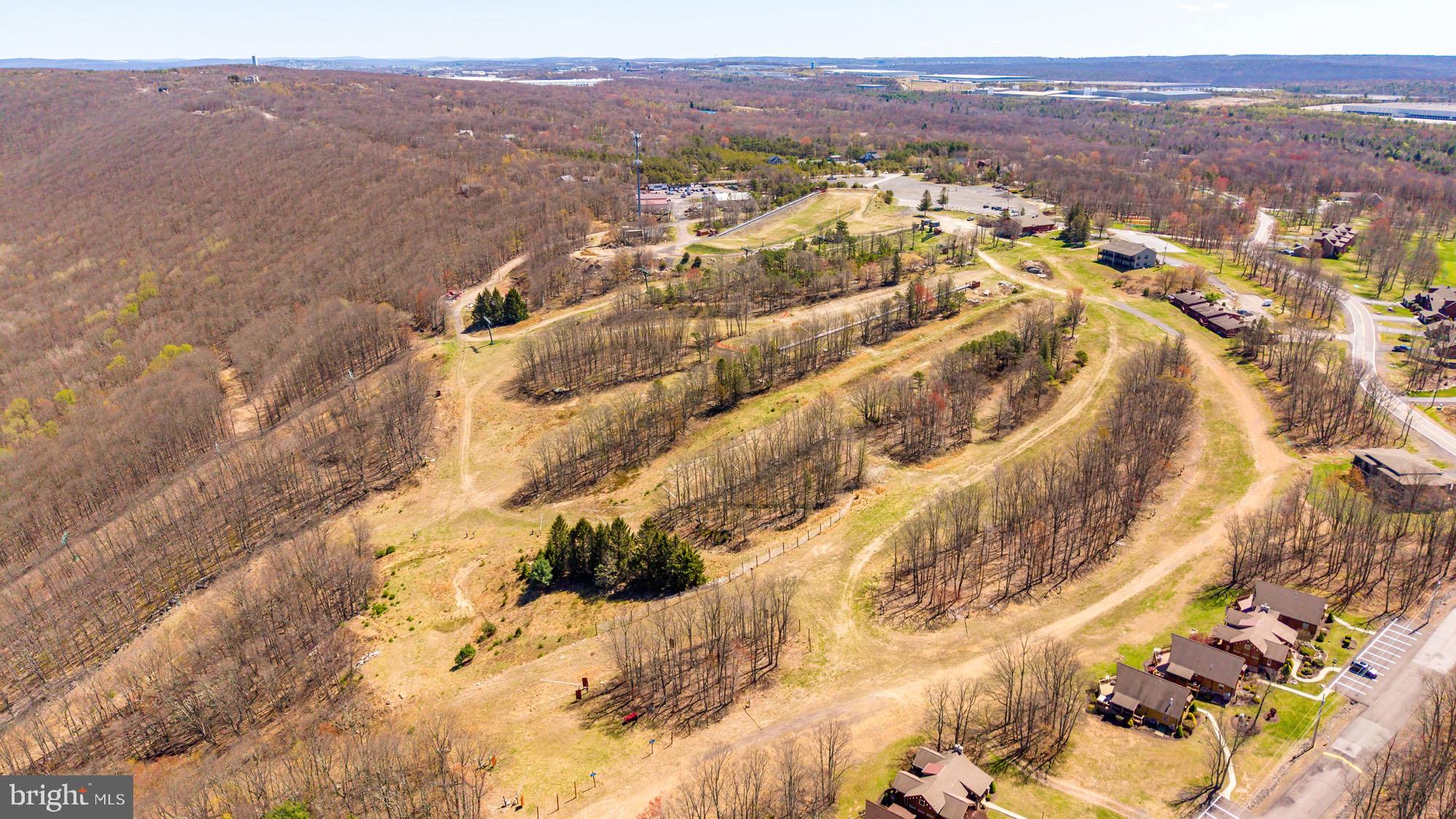 EAGLE ROCK RESORT - Residential