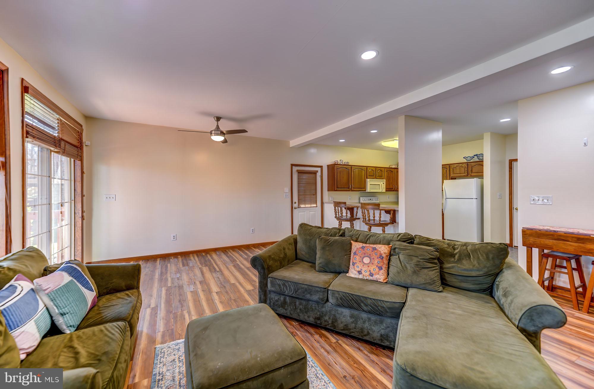 EAGLE ROCK RESORT - Residential