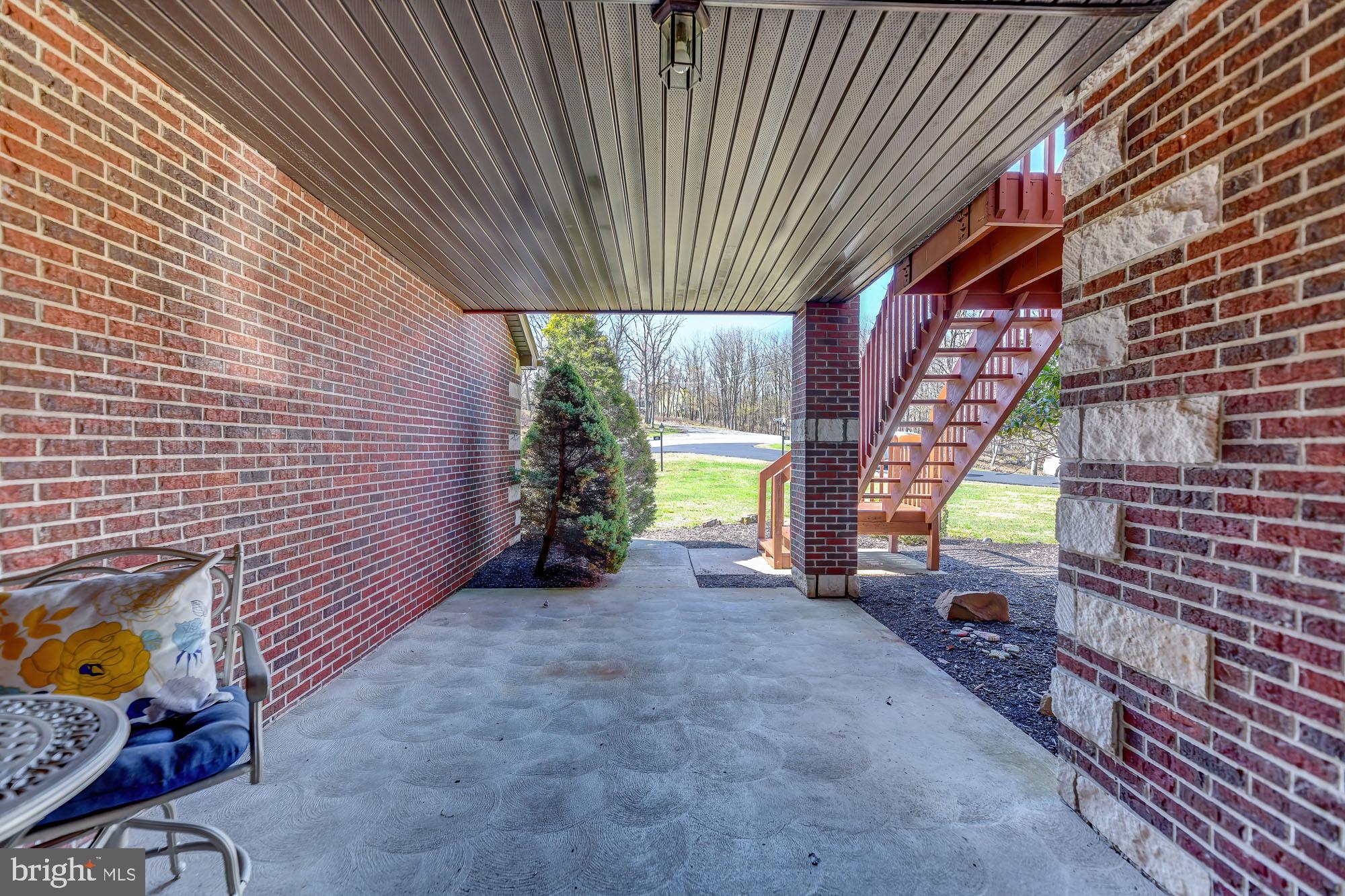 EAGLE ROCK RESORT - Residential