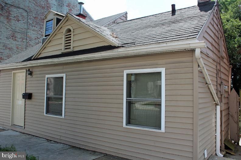 Don't pass this buy! It's a very clean, recently updated, move-in ready, detached home.  This property stretches from S Queen St to Beaver St.  Enjoy the large backyard under the shady trees or inquire with the City about off-street parking or even possibly sub-dividing the lot.  Remodeled in 2013.  12.09% CAP rate.  Tenant pays ALL utilities.