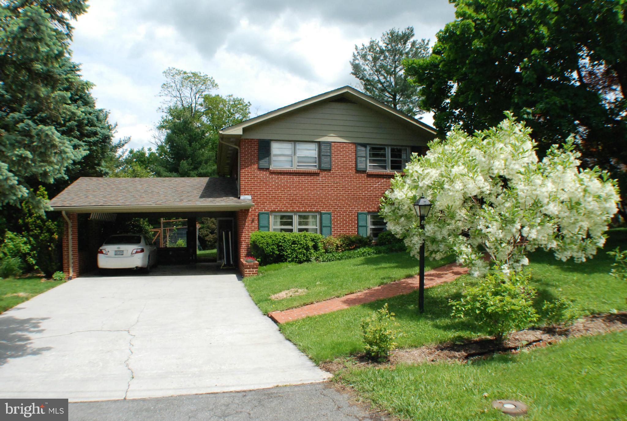 WOODLAND PARK - Residential