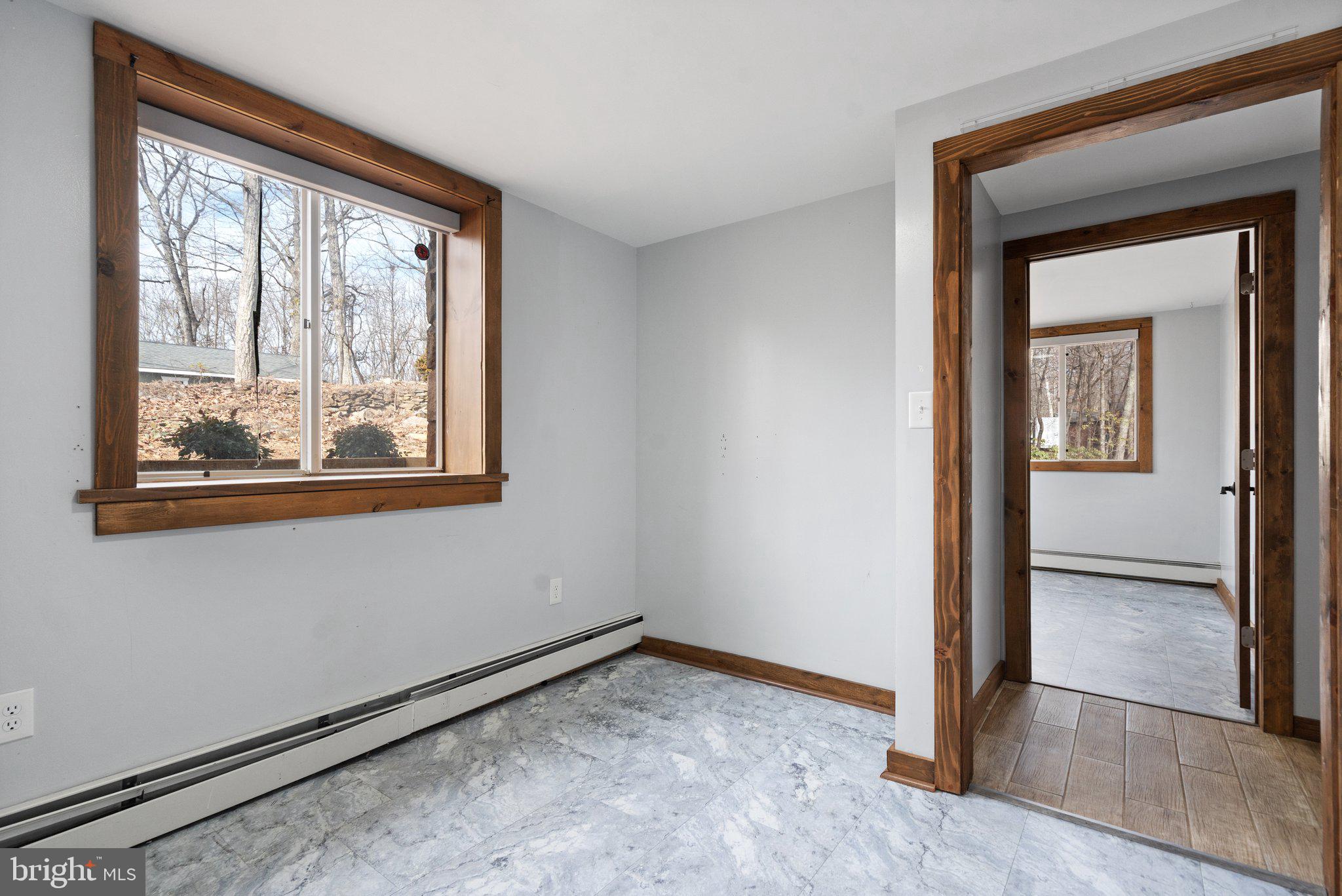 MOUNTAIN VIEW EST - Residential