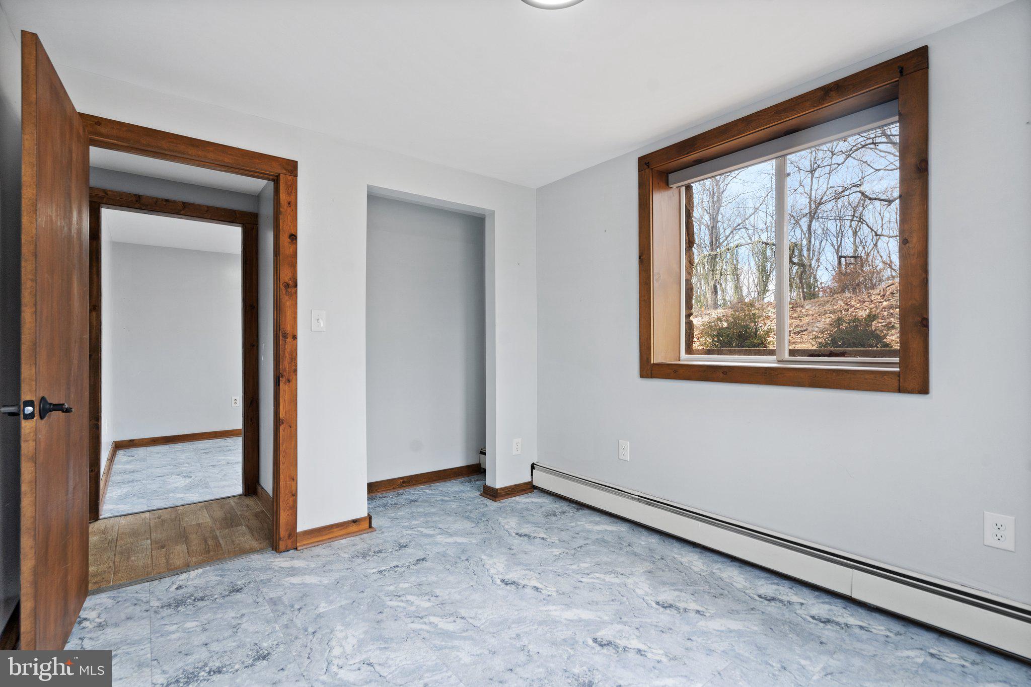 MOUNTAIN VIEW EST - Residential