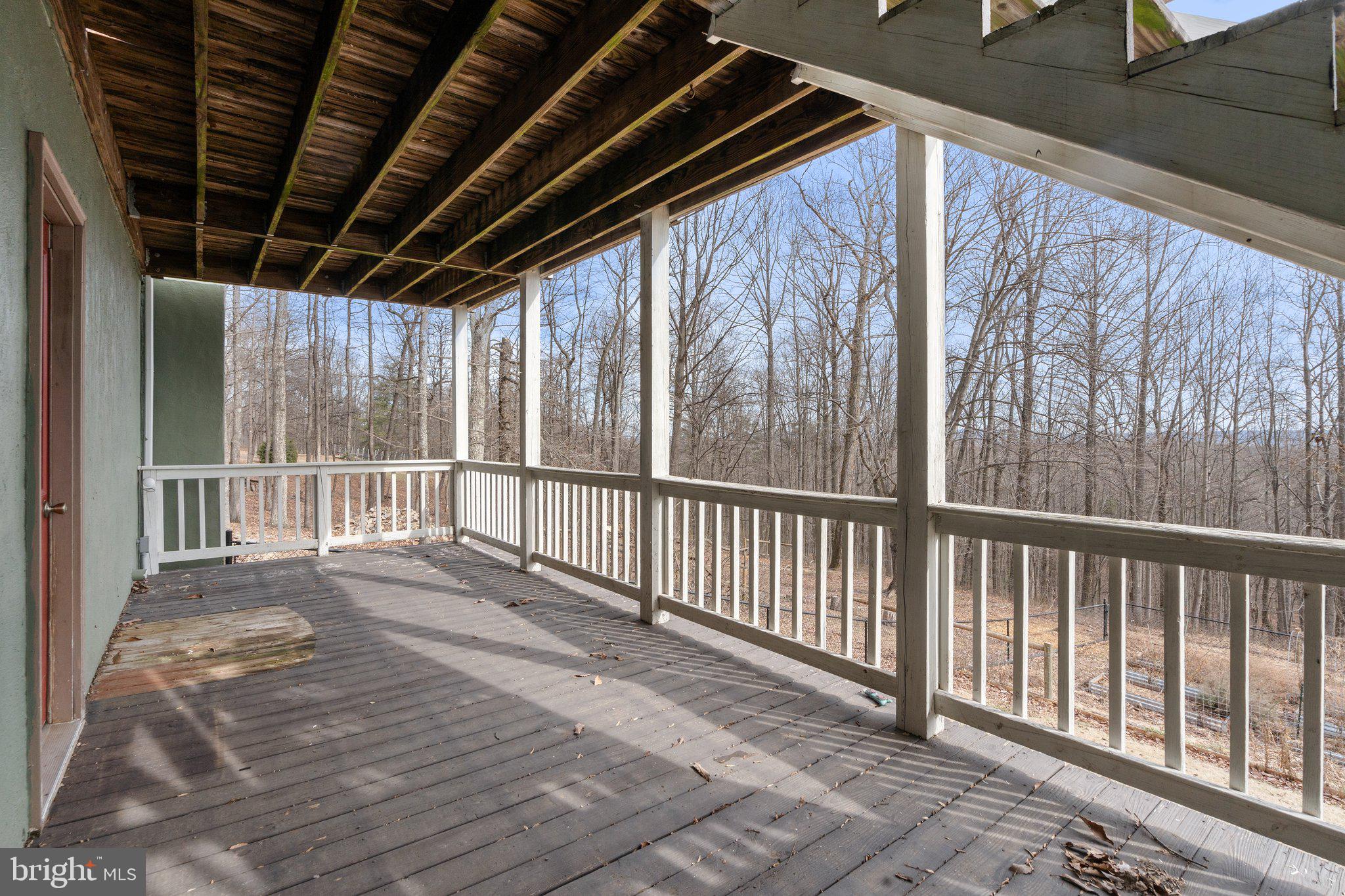 MOUNTAIN VIEW EST - Residential