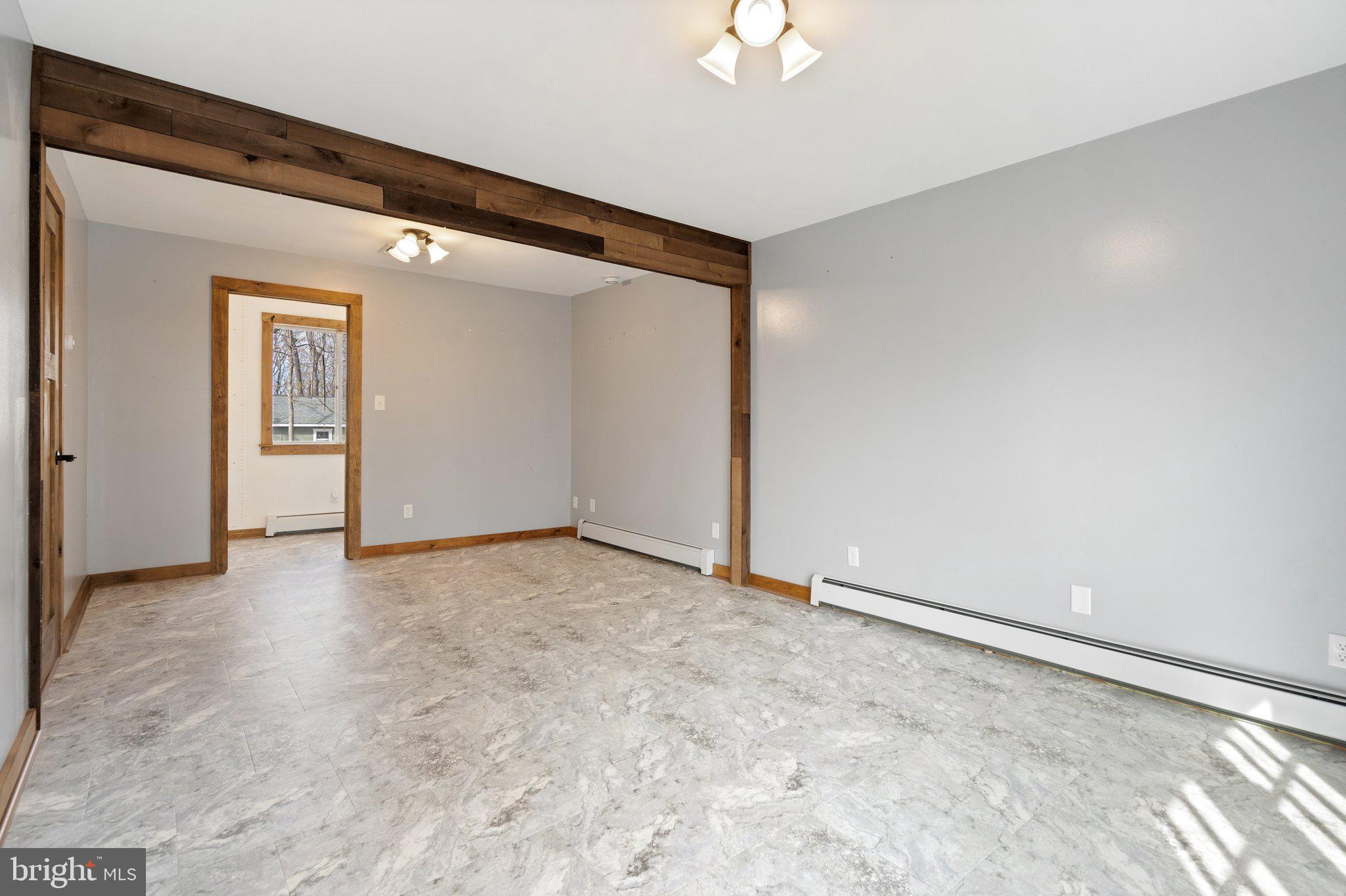 MOUNTAIN VIEW EST - Residential