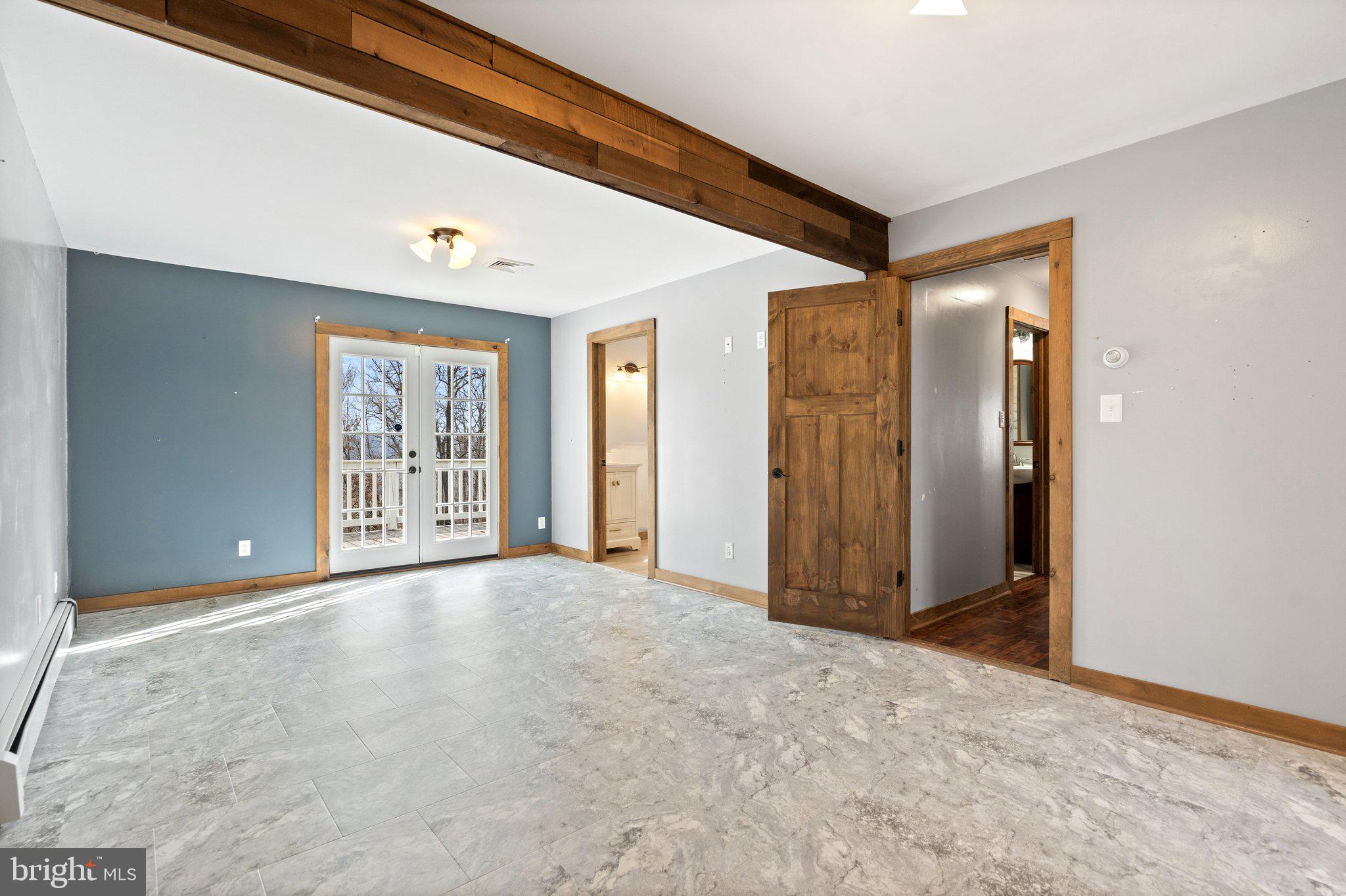 MOUNTAIN VIEW EST - Residential