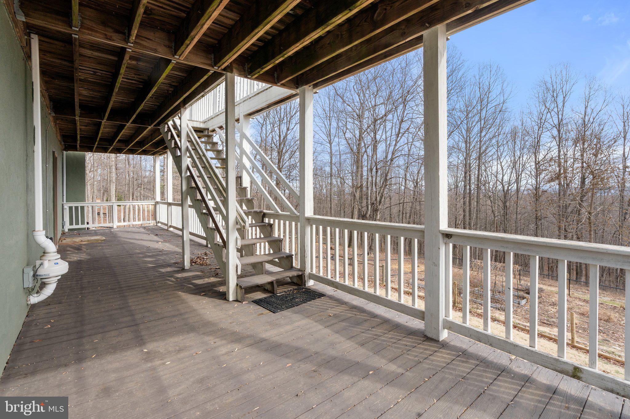 MOUNTAIN VIEW EST - Residential