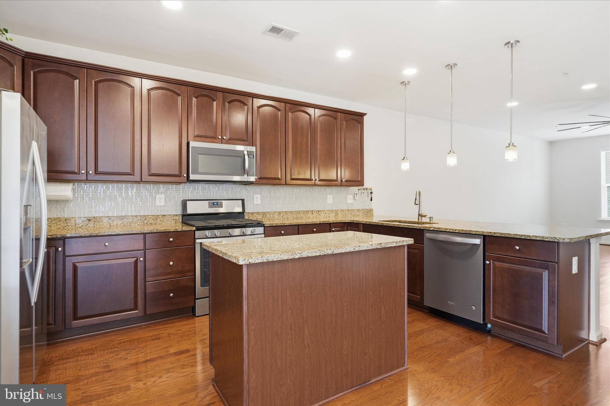 HIGH RIDGE MEADOWS - Residential