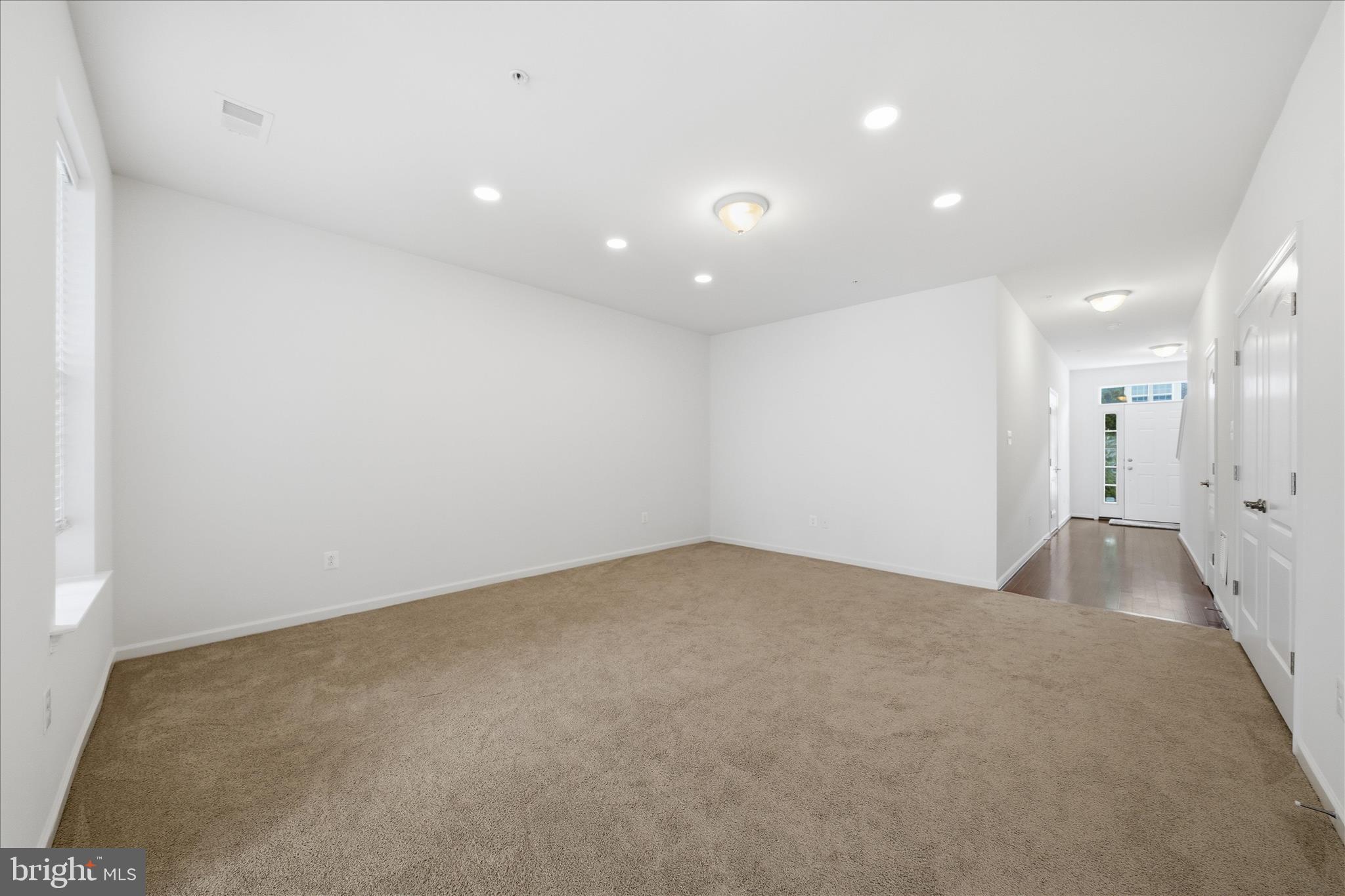 HIGH RIDGE MEADOWS - Residential
