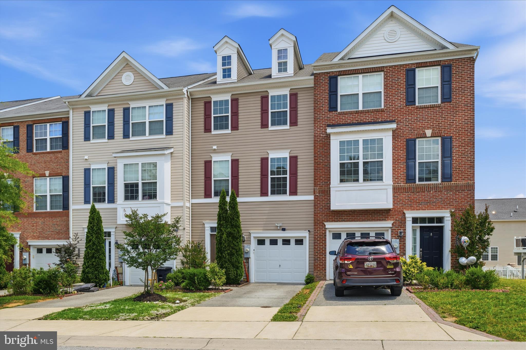 HIGH RIDGE MEADOWS - Residential