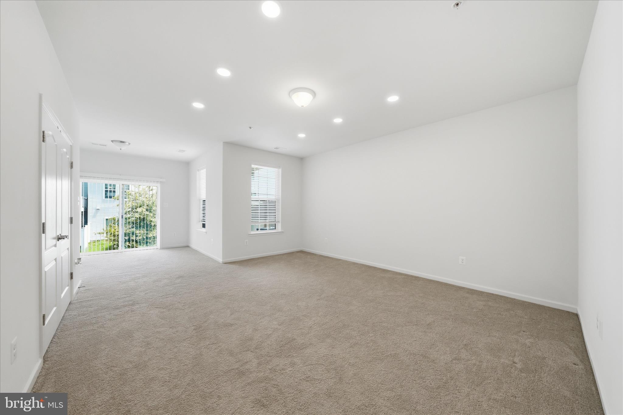 HIGH RIDGE MEADOWS - Residential