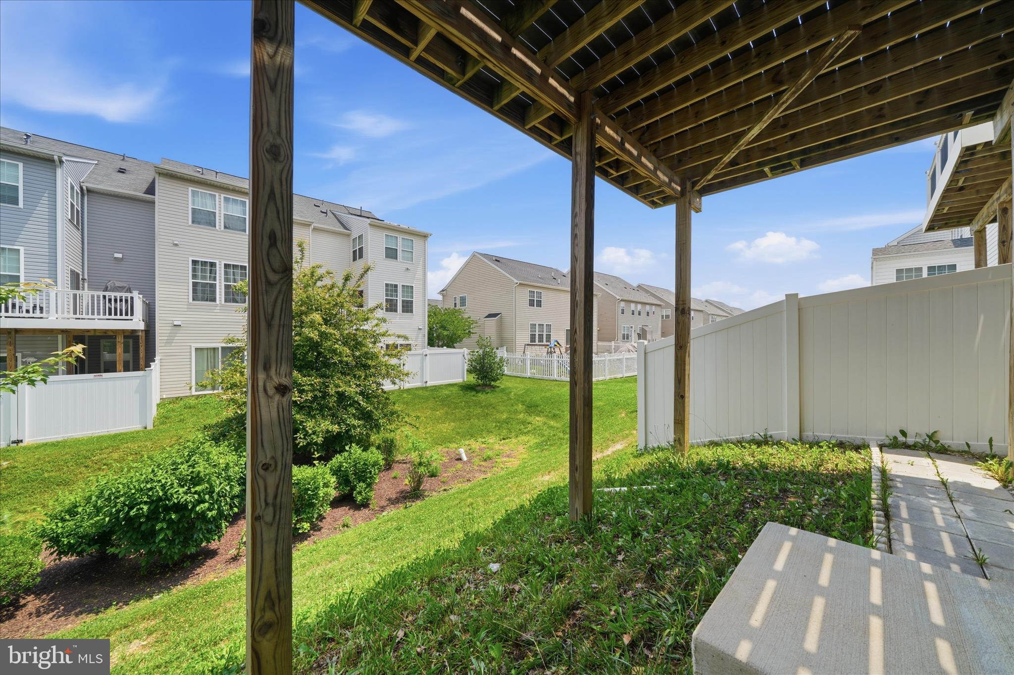HIGH RIDGE MEADOWS - Residential