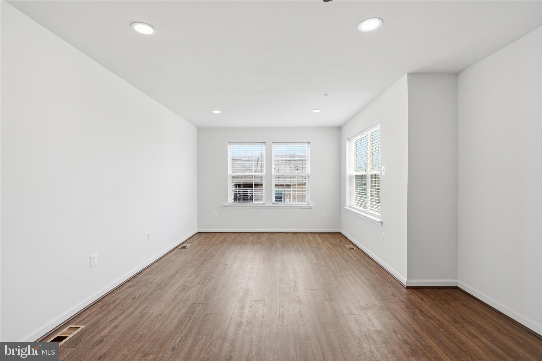 HIGH RIDGE MEADOWS - Residential