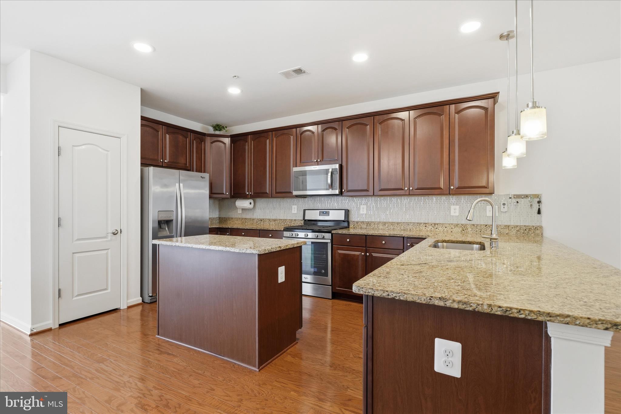 HIGH RIDGE MEADOWS - Residential