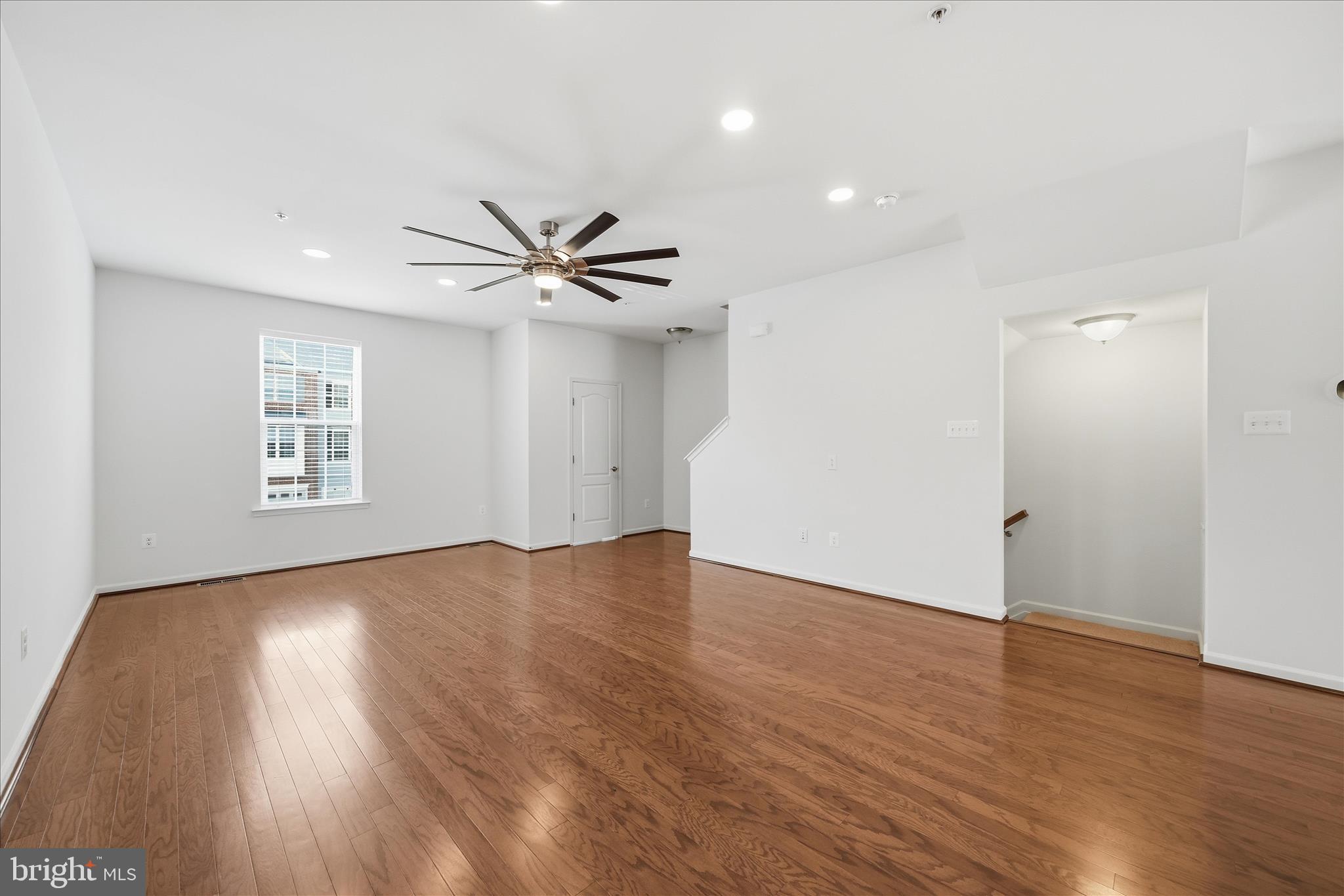 HIGH RIDGE MEADOWS - Residential