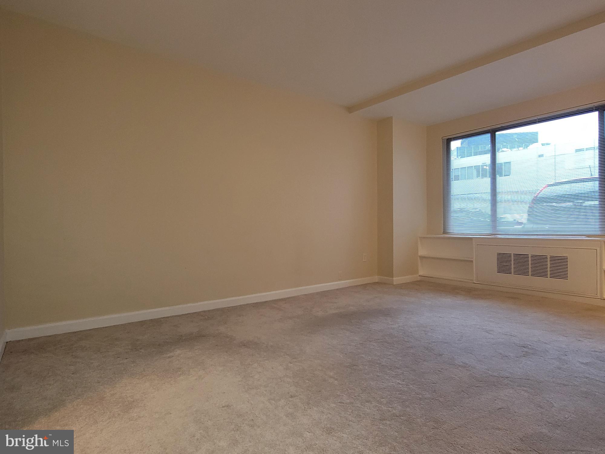 RIVER PLACE - Residential