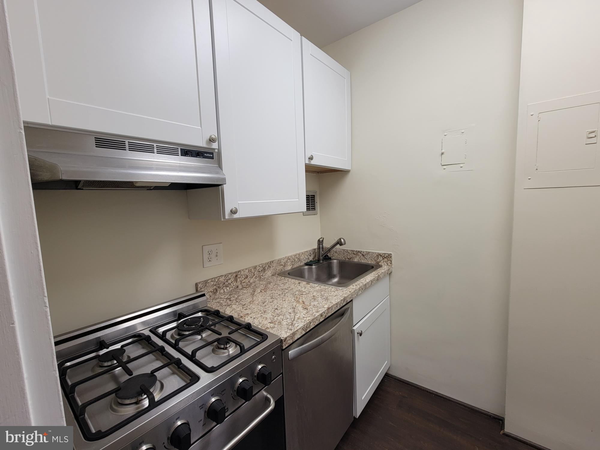 RIVER PLACE - Residential